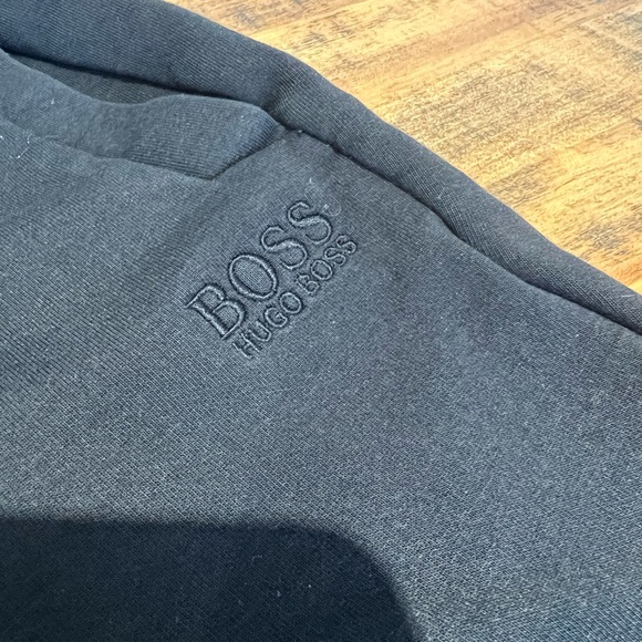 Hugo Boss Headlo 1 Shorts - Picture 4 of 11